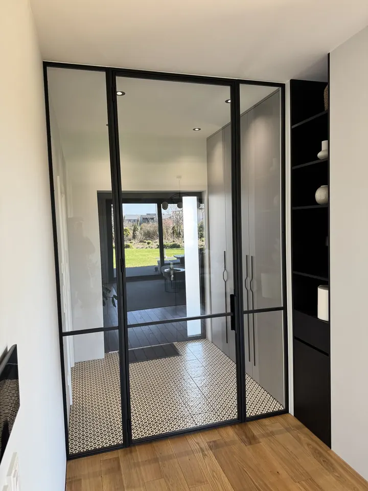 Loft Komak: Drzwi dwuskrzydłowe, rama czarna, szkło bezbarwne